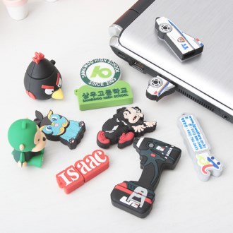 �Ͽ�� ĳ���� ���� USB 32GB